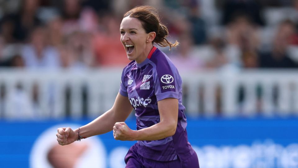 Cross, Sutherland level up as Northern Superchargers clinch Women’s Hundred title